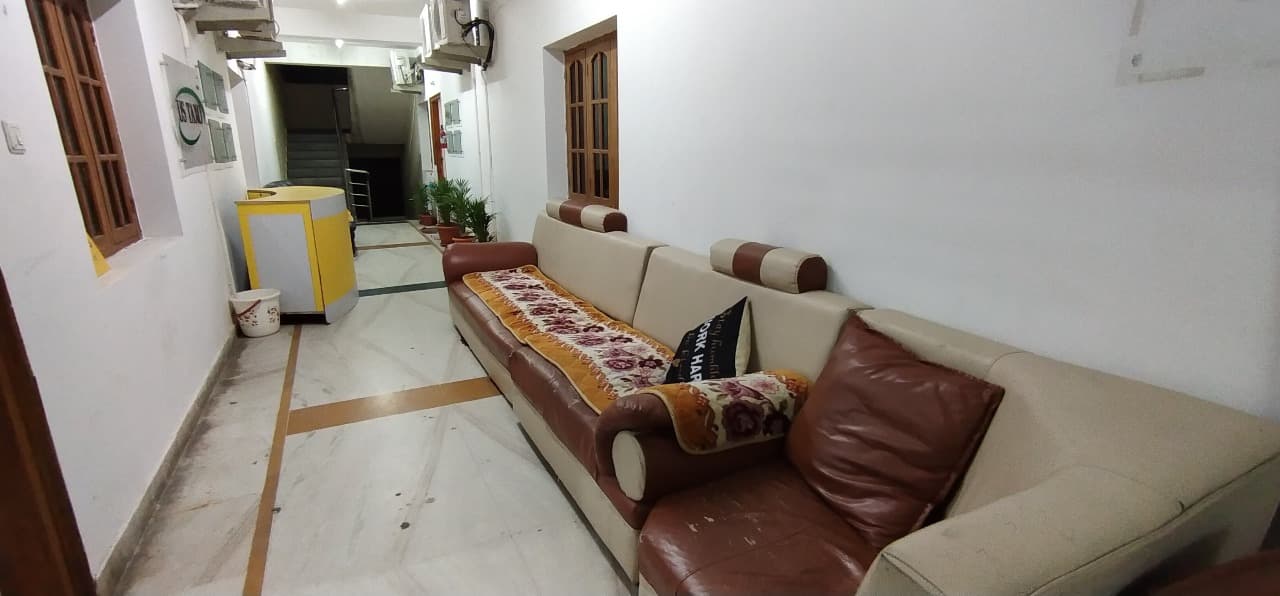 Gallery Image 25